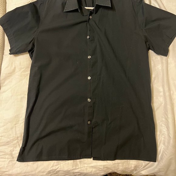 Banana Republic Black Button Down Short Sleeved Shirt - Picture 3 of 3